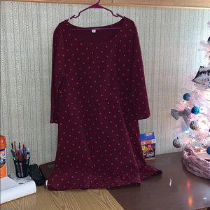 Old Navy: maroon/red polka dotted dress